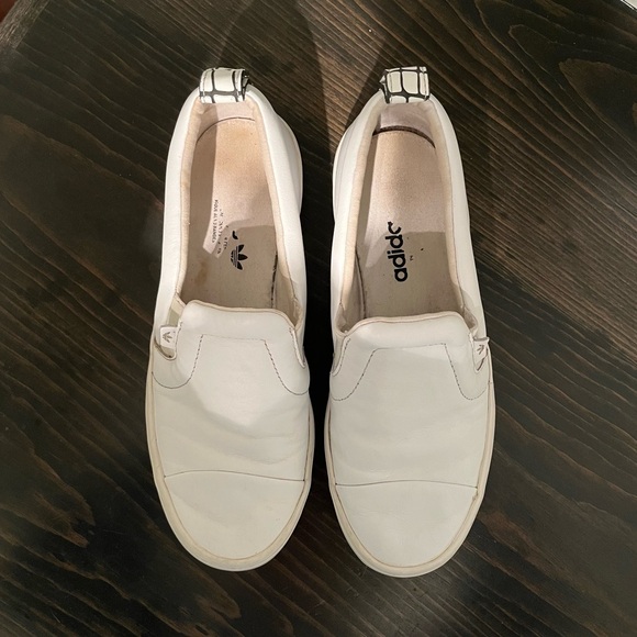 Adidas Originals sz 7.5 Honey 2.0 Slip On Sneaker - Picture 3 of 9